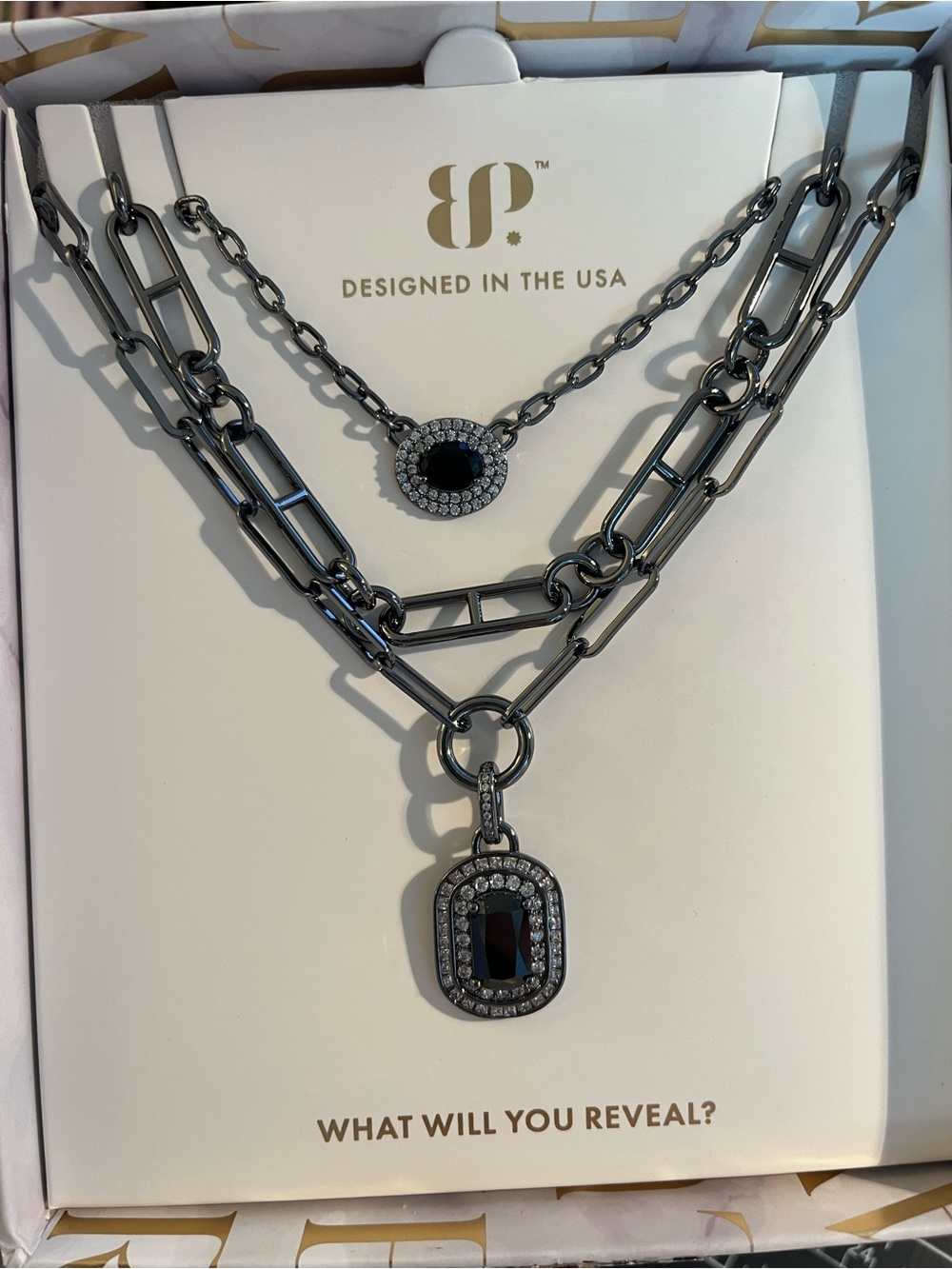 Bomb Party Luxe Layers hematite Necklace set
